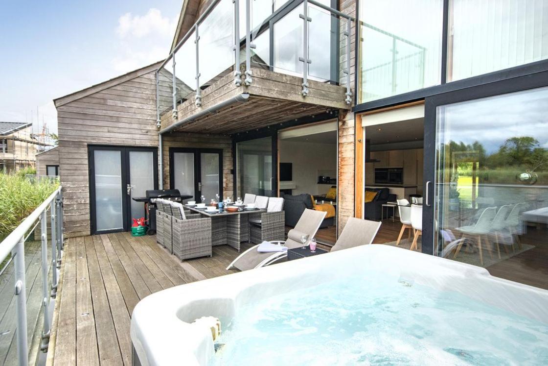 Waters Edge 04, Waterside Lodge P Южен Сърни Екстериор снимка